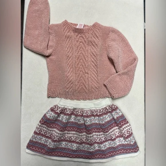 Winter sweater and skirt for girls - Picture 1 of 5